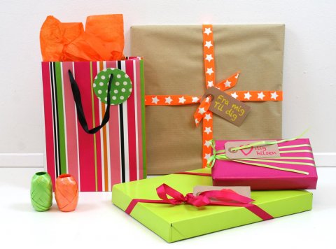 Gift packaging